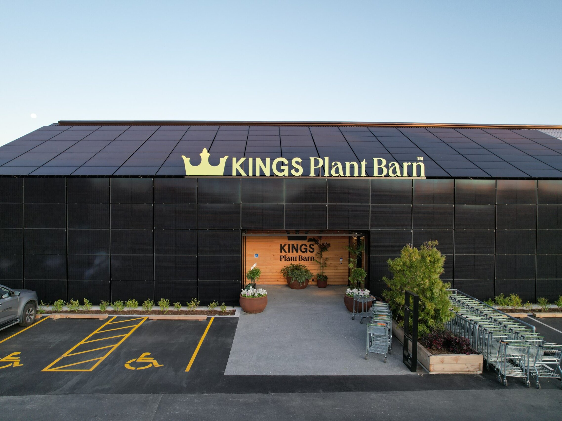 Aesthetic Solar Panels on the roof in all black design